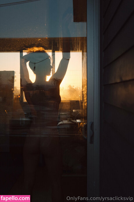 Yrsa Clicks leaked onlyfans sex