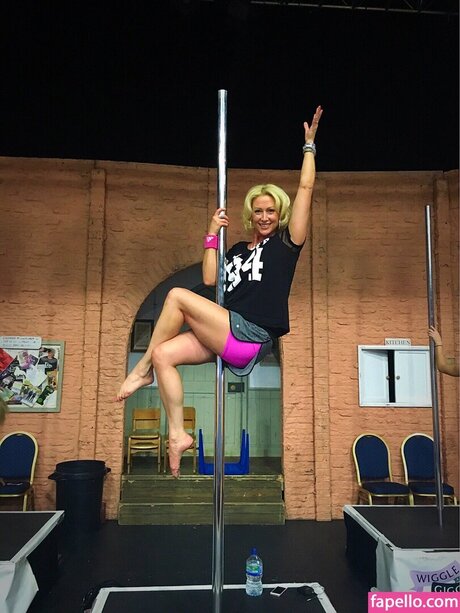 Faye Tozer onlyfans sex