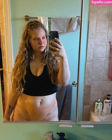 Ivy Andrews naked onlyfans