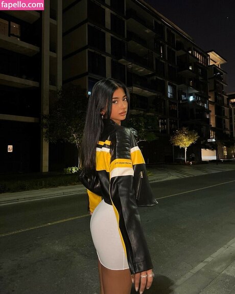 Iffat Marash onlyfans leaked nudes