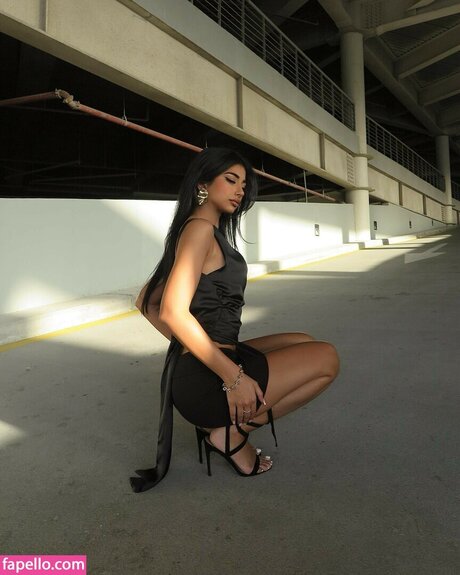 Iffat Marash topless onlyfans