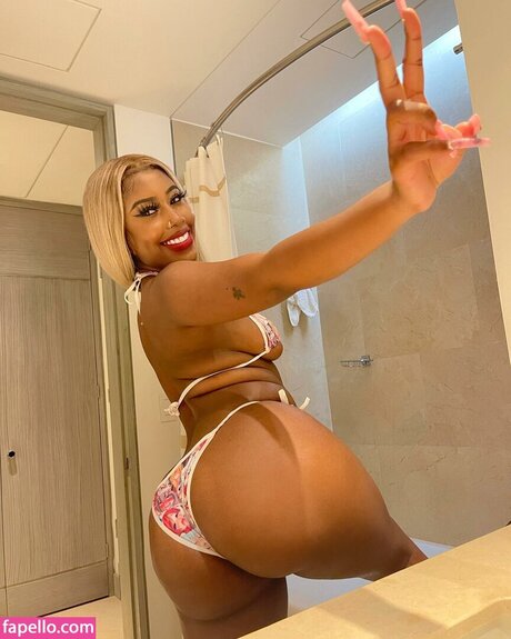 Yungnena onlyfans leak xxx