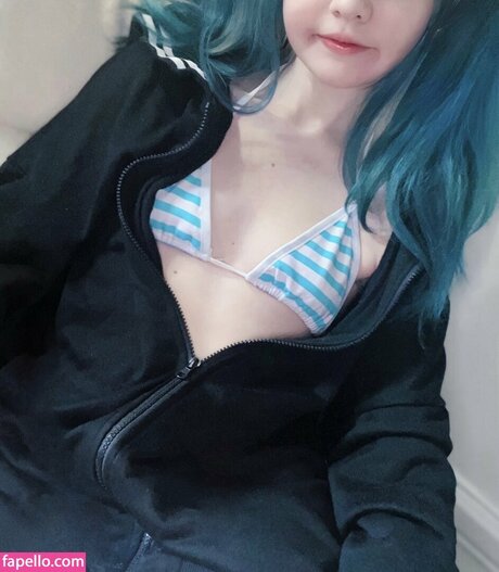 LittleNiiVT new onlyfans leaks