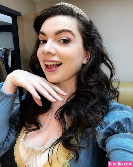 Sarah Hunter pics onlyfans