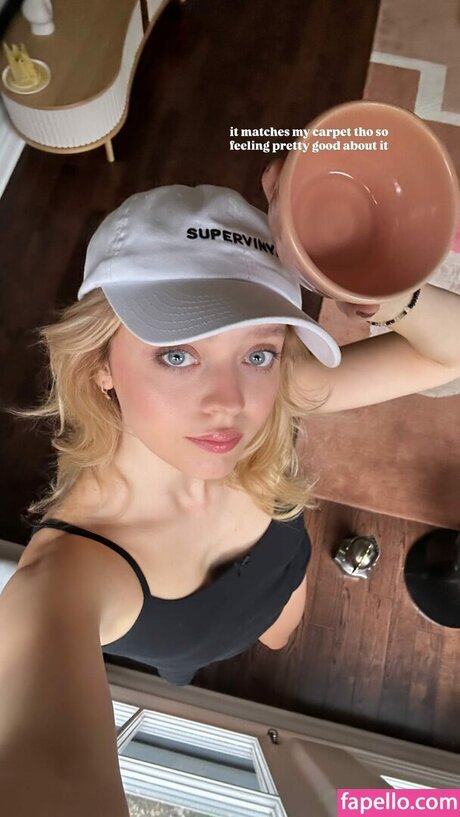 Madeleine Arthur leaked onlyfans nudes