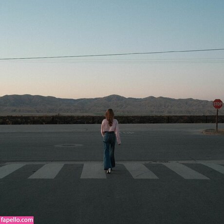 Madeleine Arthur onlyfans leak naked