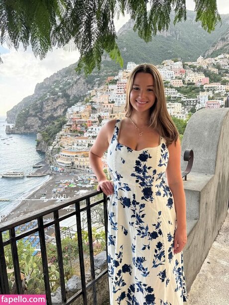 Madeline Poche onlyfans naked leak