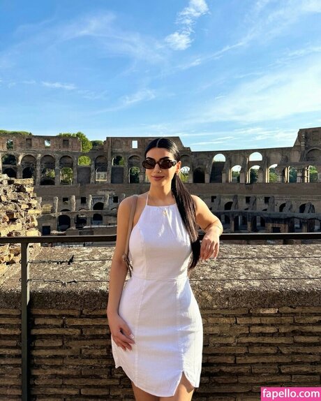 Zenoviajafar onlyfans nude porn