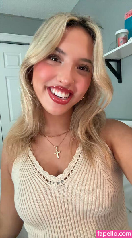 Cloud ASMR only fans nude