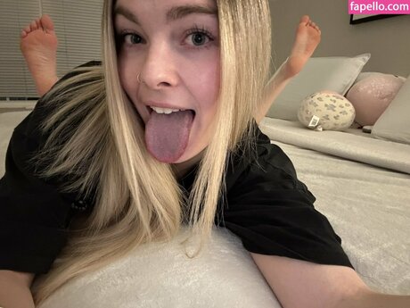 Andrea Elizabeth XO onlyfans leak fuck