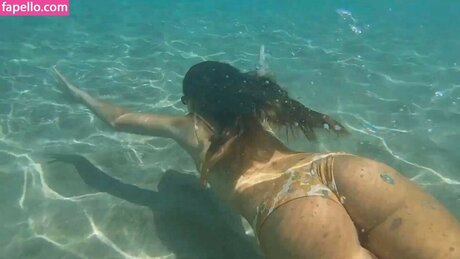 Hannah Meloche onlyfans lean