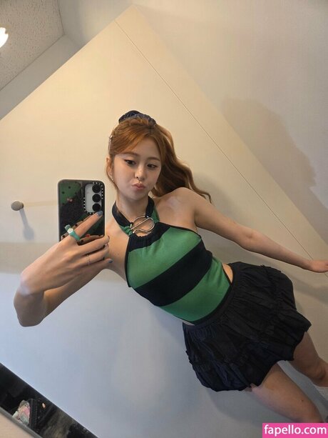 Huh Yunjin_ free onlyfans