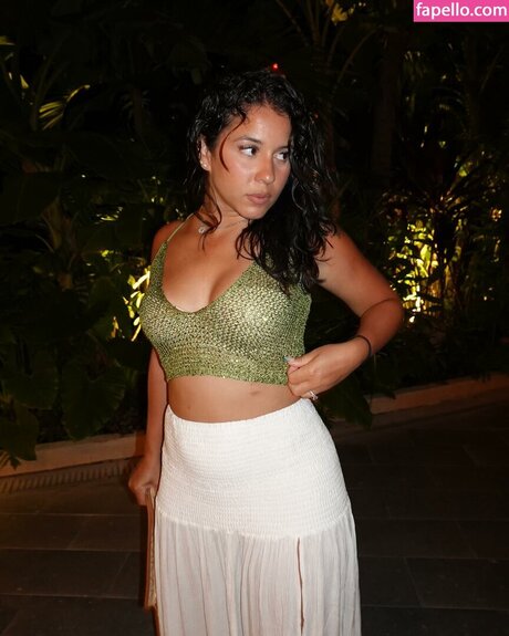 Maleni Cruz onlyfans nude tits