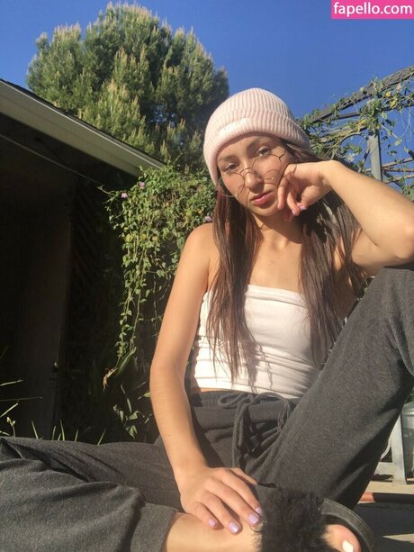 CarmenRae onlyfans sextape leak