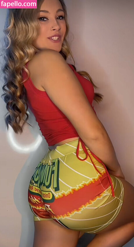 Kiara Louviere onlyfans sex leaks