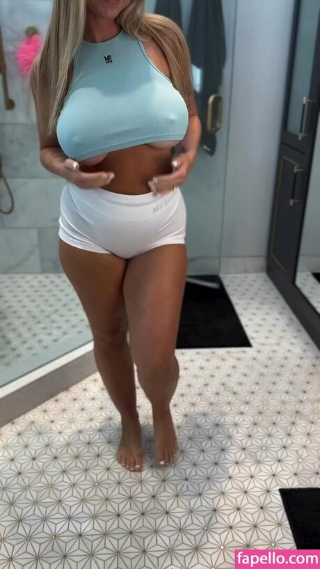 Omgitsnora onlyfans nude content