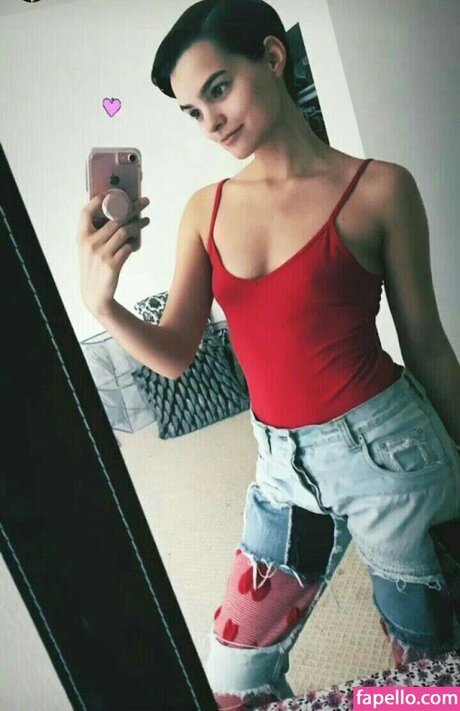 Brianna Hildebrand free onlyfans