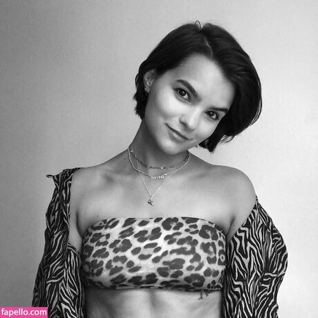 Brianna Hildebrand free onlyfans