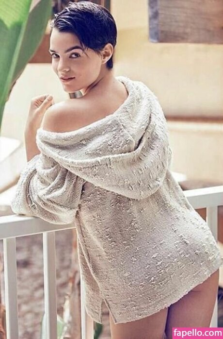 Brianna Hildebrand only fans naked