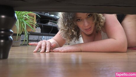 Sasha Curves onlyfans model images