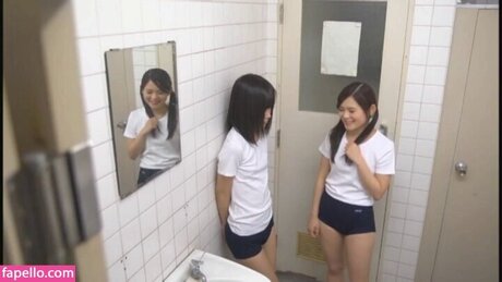 Kagami Shuna nude leaks onlyfans