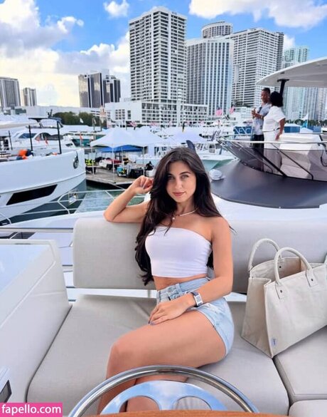 iliyana nude onlyfans porn