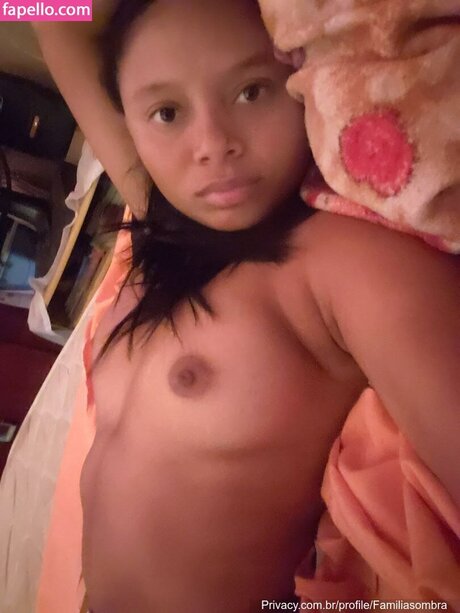 Fam lia Sombra onlyfans leak nude