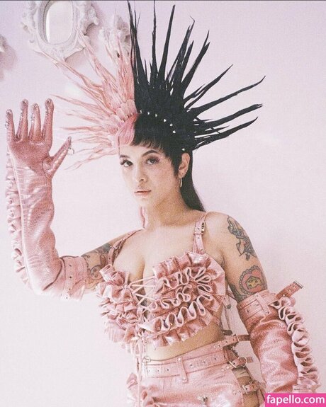 Melanie Martinez feet onlyfans