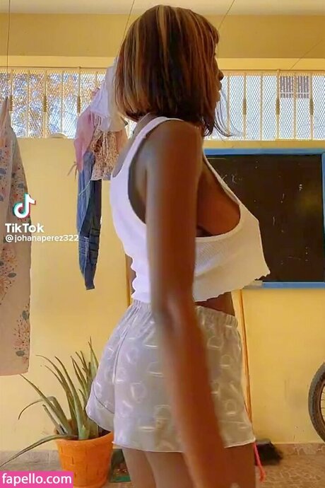 johanaperez onlyfans lean