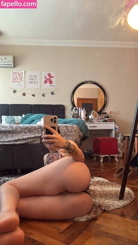 Simge Baranko lu onlyfans leajs