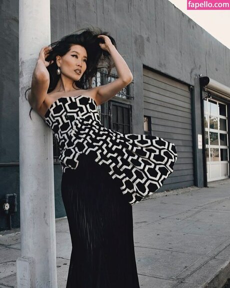 Alicia Hannah Kim onlyfans leak