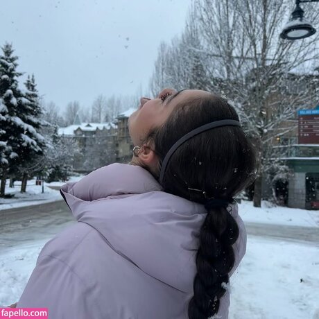 Malia Baker onlyfans picture