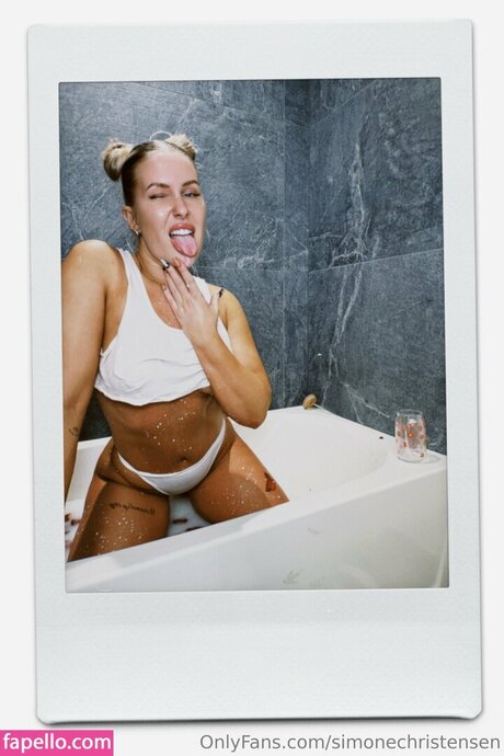 Simone Christensen strip onlyfans
