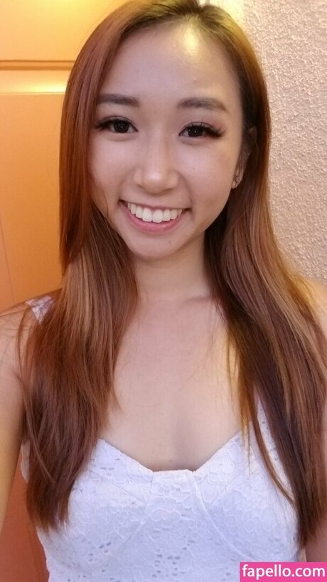 Sophia Phan onlyfans.