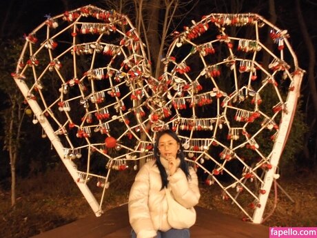 extreme squirt onlyfans hot naked illustration