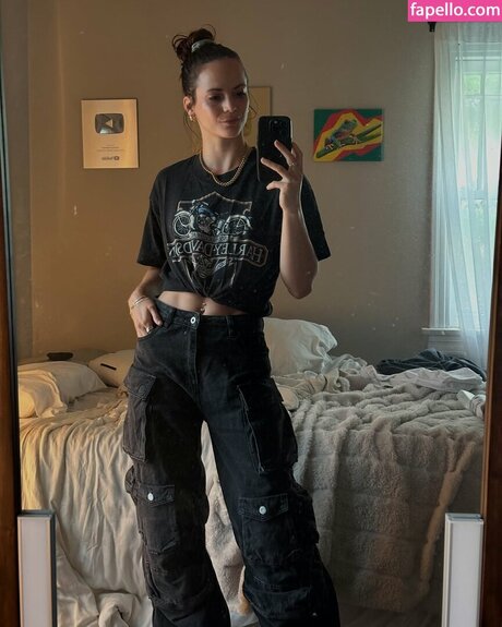 Corinne Nicewick only fans free