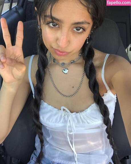 Aislinn Ritchie onlyfans leak