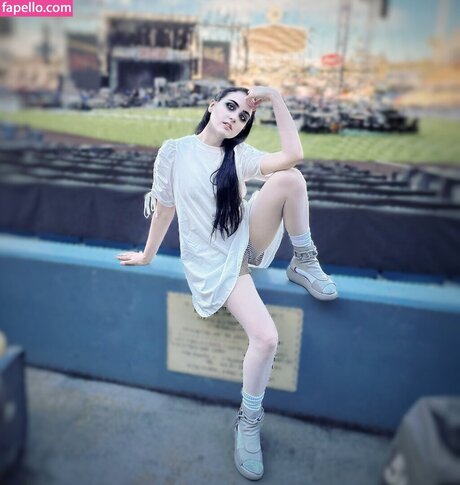 Amy Roberts onlyfans leaked.