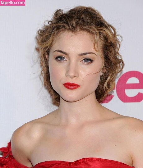 Skyler Samuels leaked only fans nudes