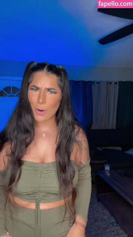 Queenmelmel_ onlyfans pictures