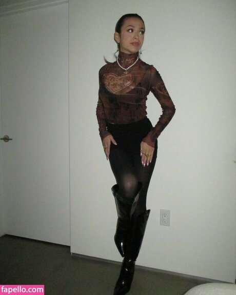 Josie Totah boobs onlyfans