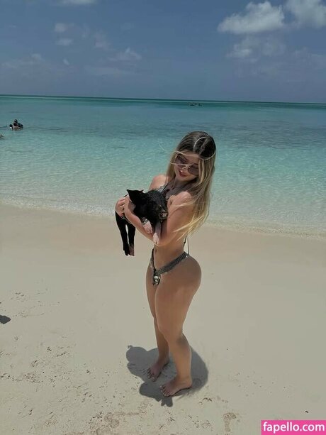 Mariana Piedrahita onlyfans leaks xxx