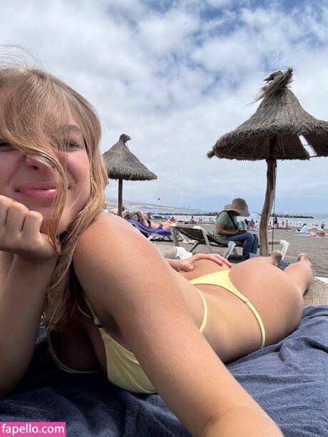 Zlatochkaden onlyfans naked