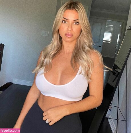 Sarah Patterson onlyfans leams