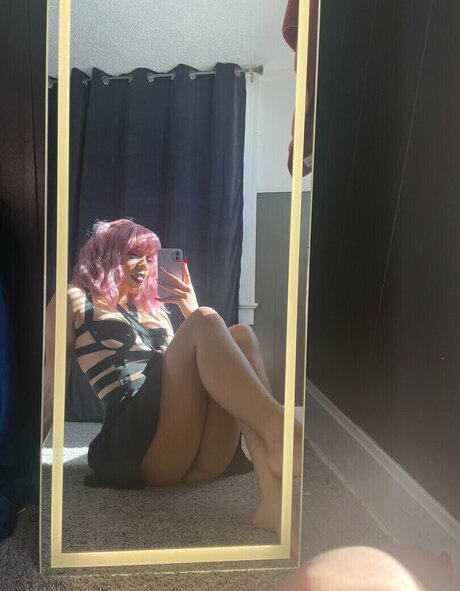 JuicyCoochie1020 onlyfans leaked