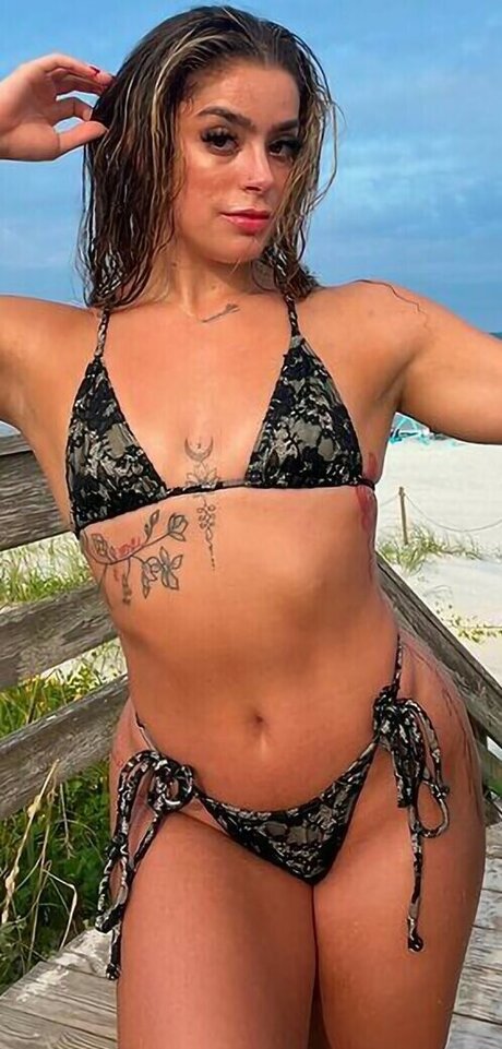 Sirena Linton nude leak onlyfans