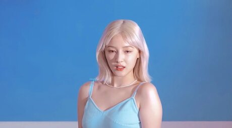 Nancy Momoland only fans nudes