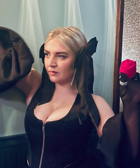 Rebecca Lucy Taylor onlyfans leaks naked