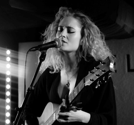 janetdevlin nude onlyfans leaks