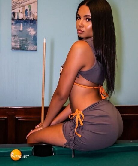 Brooklyn Queen onlyfans nudes leak